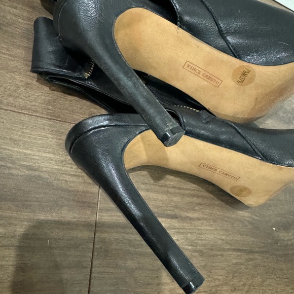 Vince Camuto Black Heels size 7 1/2 - Picture 6 of 6